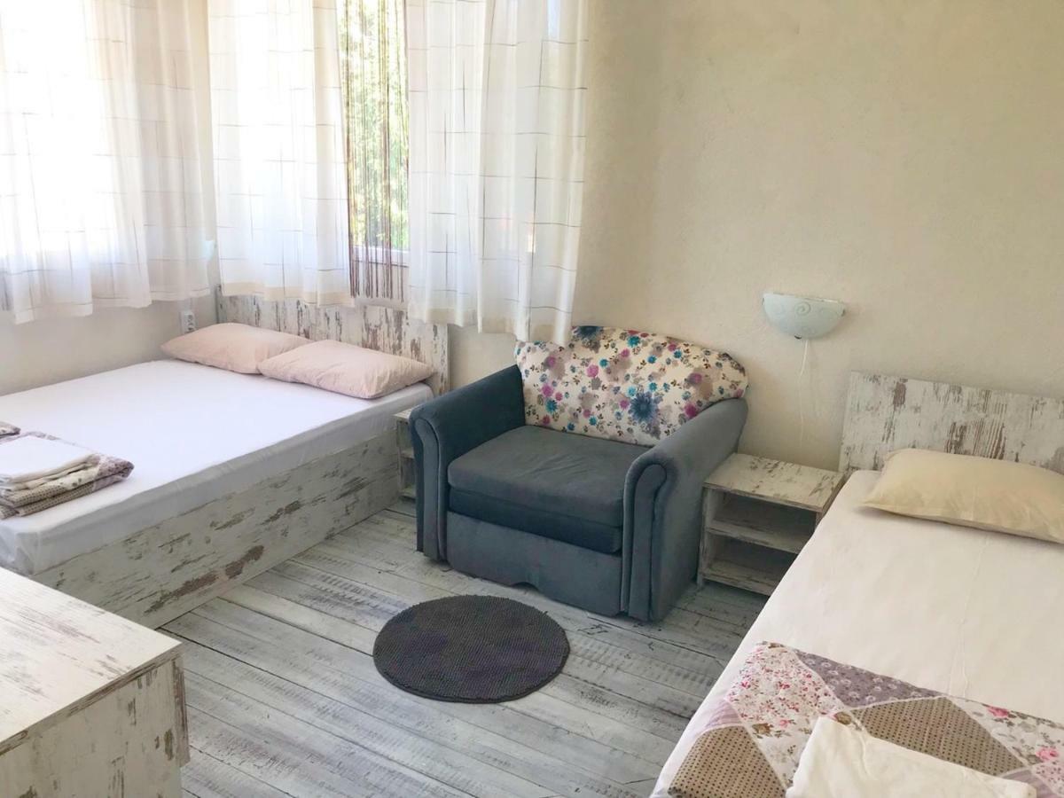 Katerina Hotel Черноморец Екстериор снимка